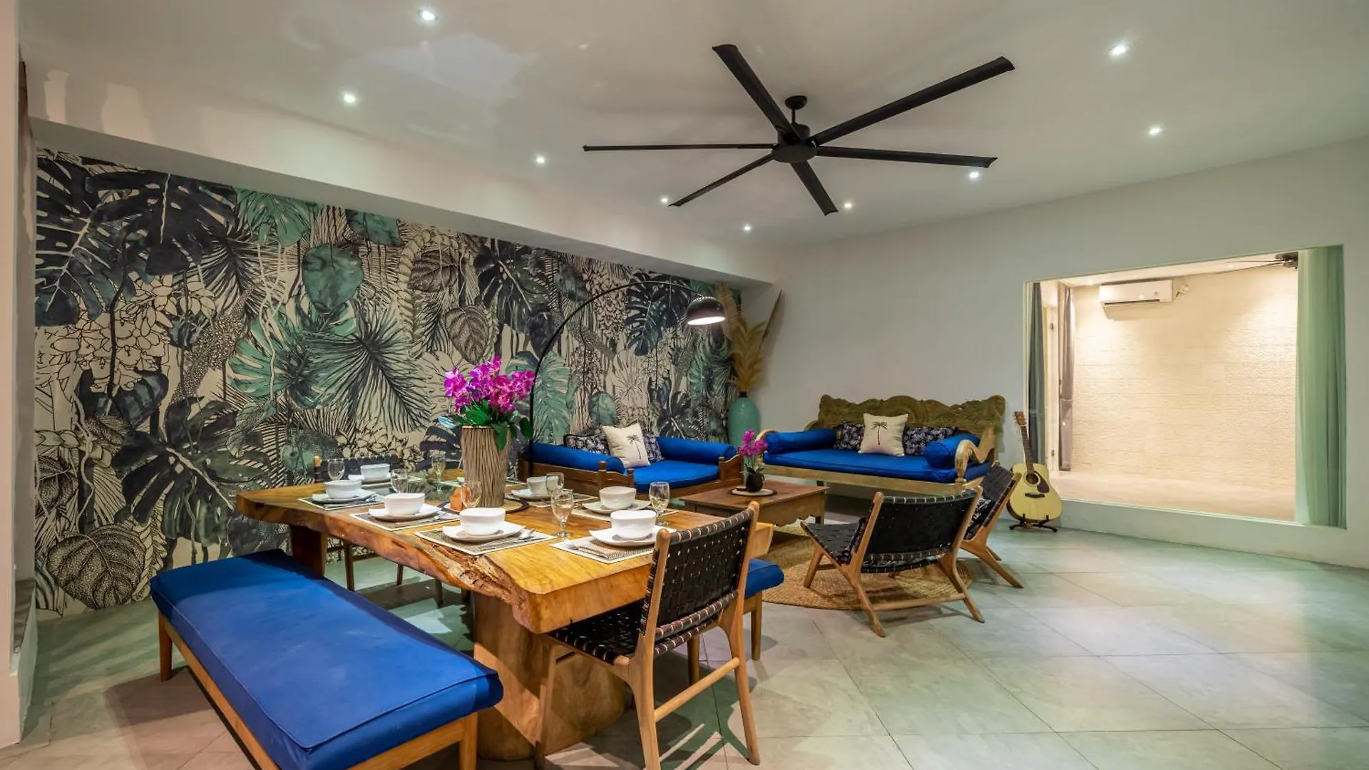 Villa Alchemy Private 4 Bedroom Eat Street 10 Steps To Revolver Cafe Seminyak  0*, Seminyak (Bali) Indonesia