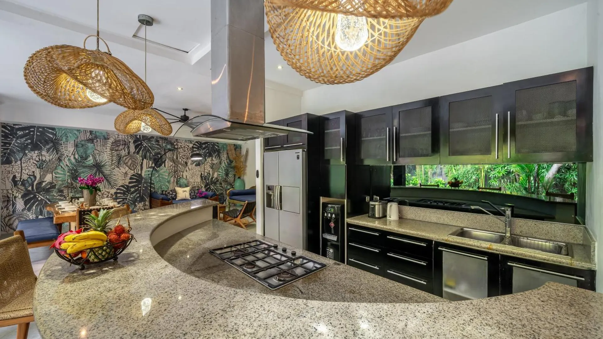 Villa Alchemy Private 4 Bedroom Eat Street 10 Steps To Revolver Cafe Seminyak
